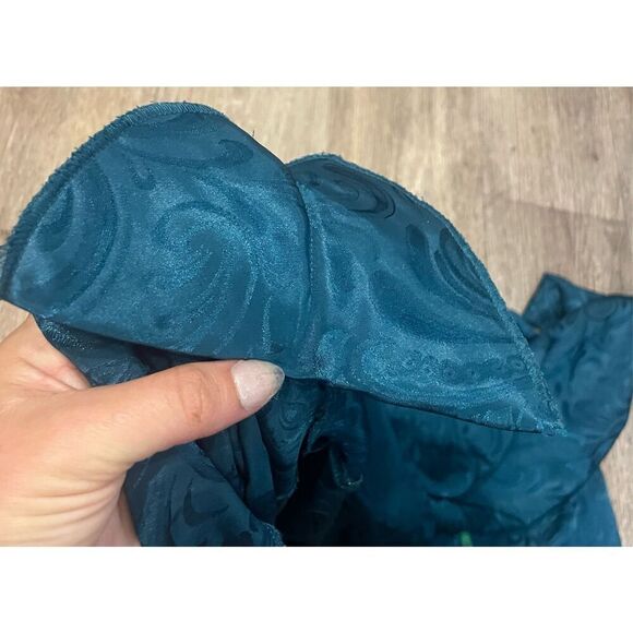 Cachet Vintage Shiny Emerald Nightgown and Robe Set Large No Belt - Picture 8 of 13